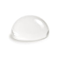 Siero viso iokuro Jelly Peptide Hyaluronic Ceramide Serum Shot: goccia macro di siero gelatinoso trasparente e idratante su sfondo bianco, texture jelly rimpolpante anti-age con peptidi, ceramidi e acido ialuronico per riparare la barriera cutanea.